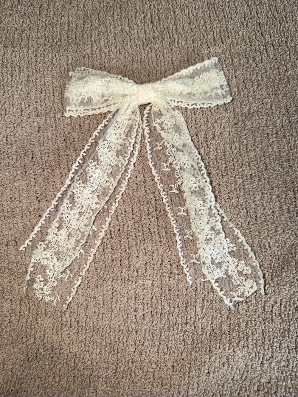 Delicate Ivory Lace Bow Hair Accessory